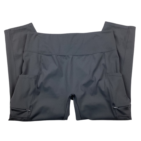 Zuda Athletic Legging Capri - Picture 4 of 7